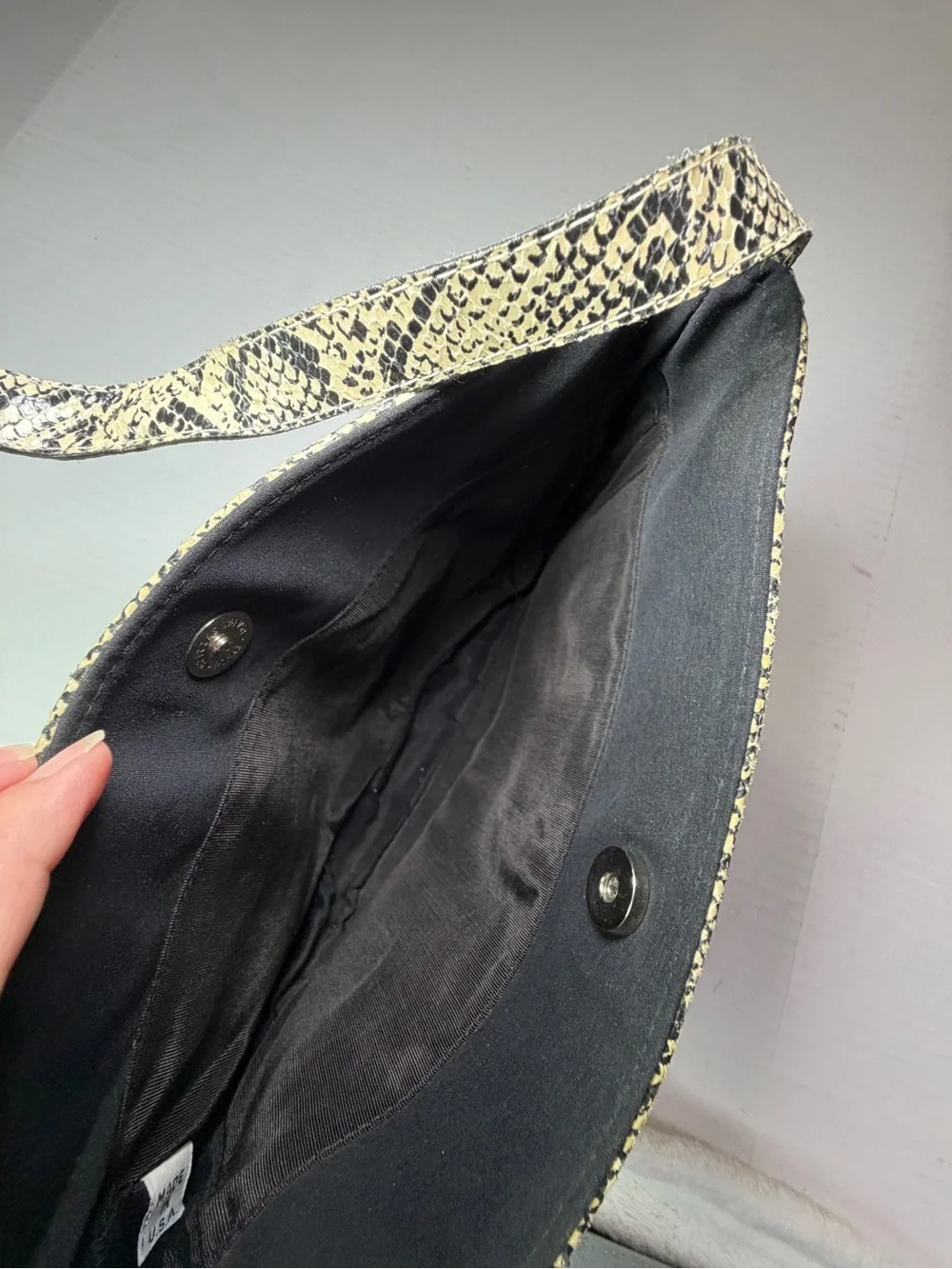 Vintage Made in USA Snake Print assumed Leather Shoulder Bag Baguette Purse 90s